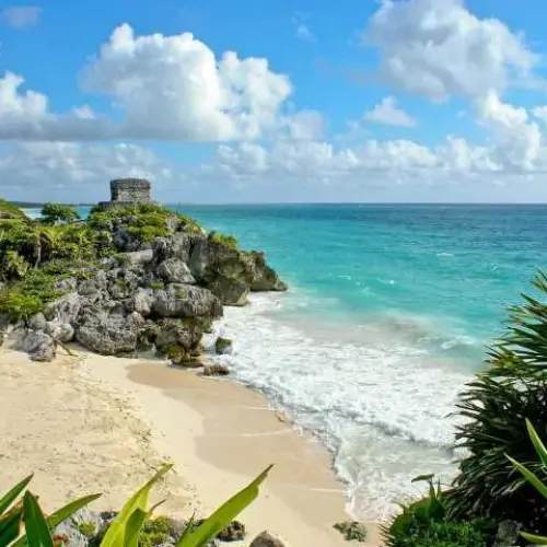 Zona arqueologica de Tulum