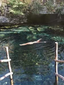 Read more about the article Swimming in a cenote